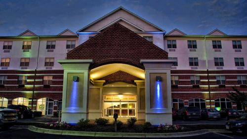 Holiday Inn Express La Ihg Hotel 