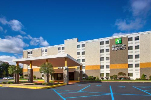 Holiday Inn Express Pittston Scranton Airport 