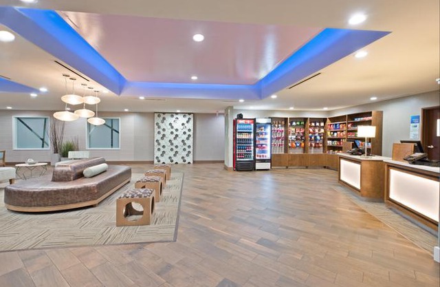 Holiday Inn Express & Suites New Cumberland