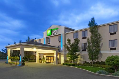 Holiday Inn Express Suites Alliance Ihg Hotel 