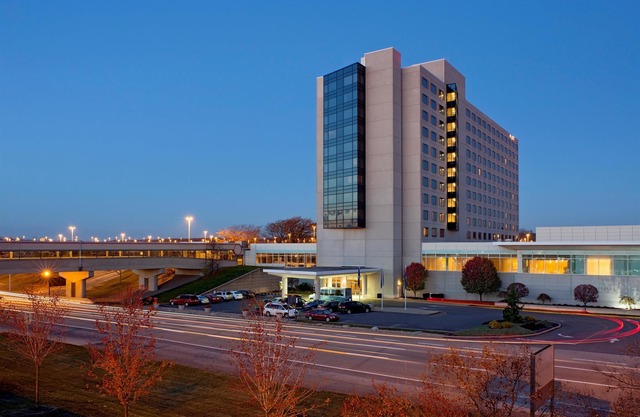 Hyatt Regency Pittsburgh International Airport