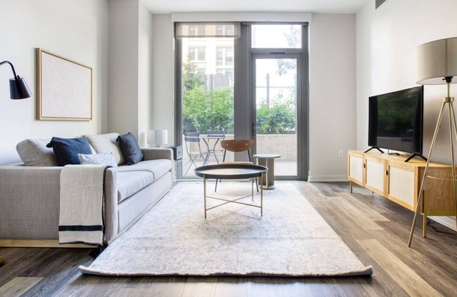 Ideal Crystal City 2BR w/ Pool, Gym, W/D, 1 block to to WF by Blueground