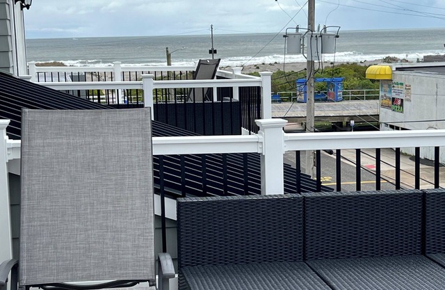 Luxury beachblock house with pool, oceanview, 4 decks near boardwalk