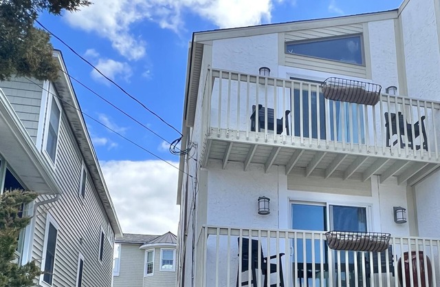 Magnificent Beachblock Townhouse!