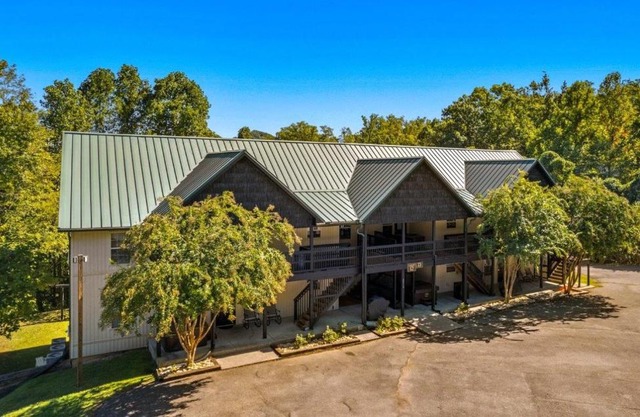 Poplar Point Condo Unit 12D