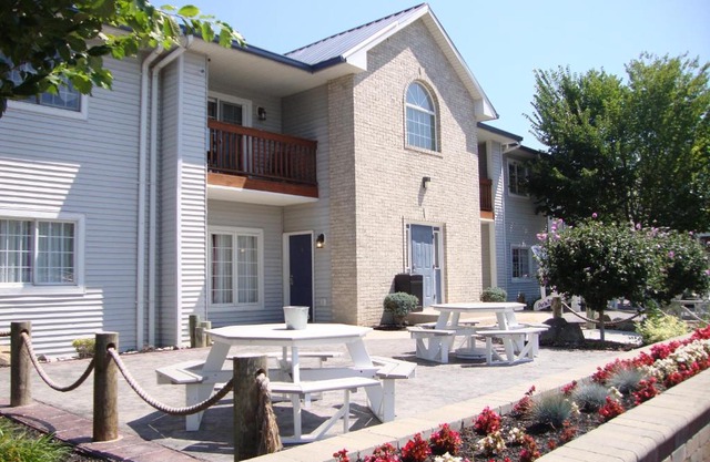 Poolview 