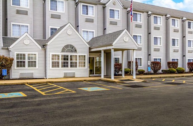 Quality Inn & Suites Boardman