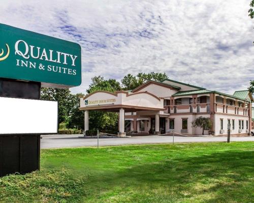 Quality Inn 