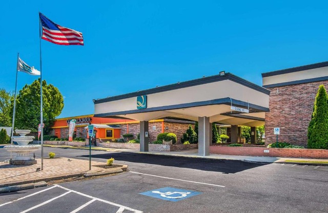 Quality Inn Suites York 