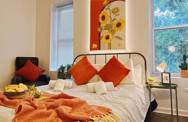 Ramblei near Rittenhouse Square | Studio - 2F
