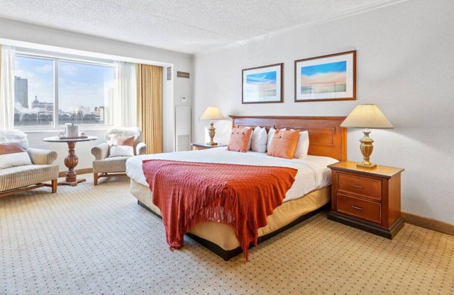 Renovated CozySuites at Showboat 01