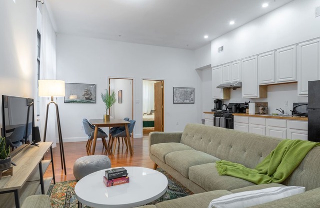 Spacious Family Home near Center City