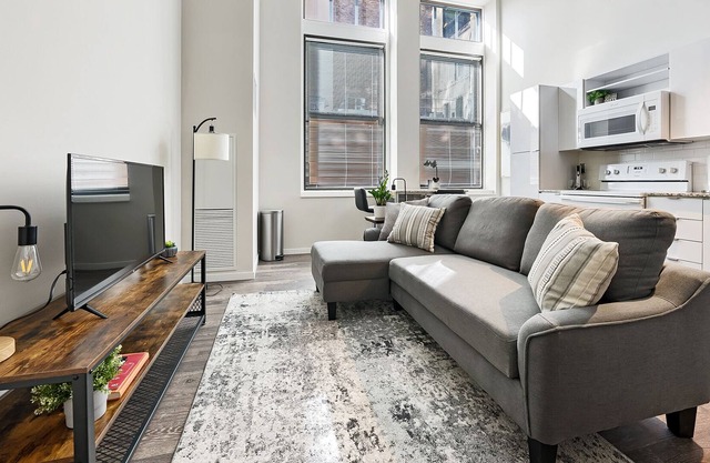 Stylish Downtown Condo, Steps to Ball Park w/ Unmatched Pool & Amenities 228