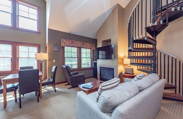 Suites at Silver Tree: A308 Studio & Loft Standard View