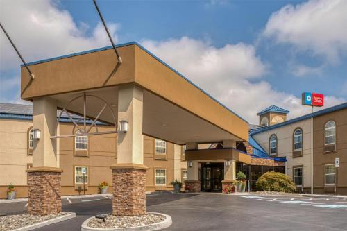 Surestay Hotel 