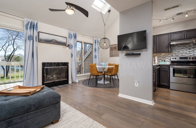 Sweet 2 BR, 2 BA Condo-Community Pool -305 Spring Lake, Rehoboth
