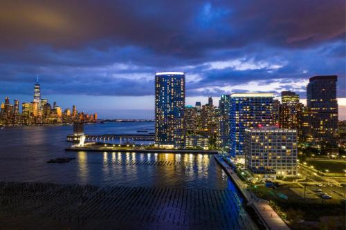 The Westin Jersey City Newport 