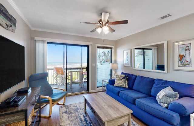 Third-Floor, Oceanfront Condo with Excellent View, Balconies, WiFi & Shared Pool