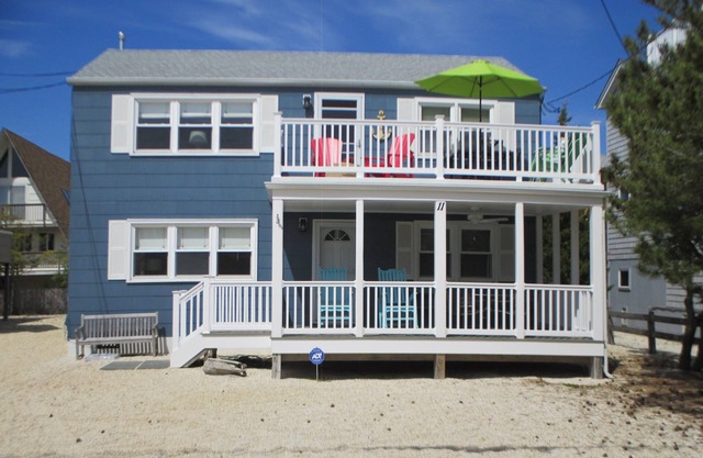 Beach Bay Shopping Restaurants At Of St 