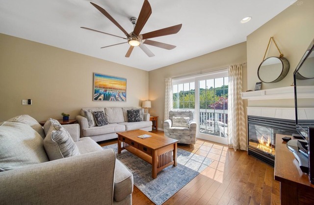 Water Street Townhome 6
