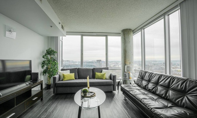 Canton Apartment | 102 m² Apartment ∙ 2 bedrooms ∙ 5 guests
