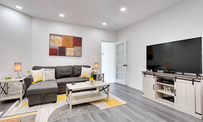 West Philadelphia Apartment | 105 m² Apartment ∙ 4 bedrooms ∙ 7 guests