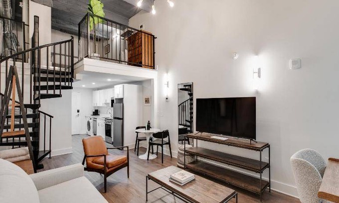 Center City East Apartment | 107 m² Serviced apartment ∙ 2 bedrooms ∙ 6 guests