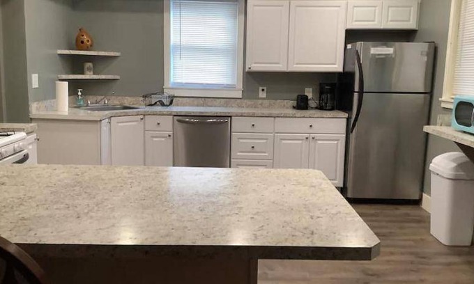 Johnson City Apartment | 111 m² Apartment ∙ 4 bedrooms ∙ 8 guests