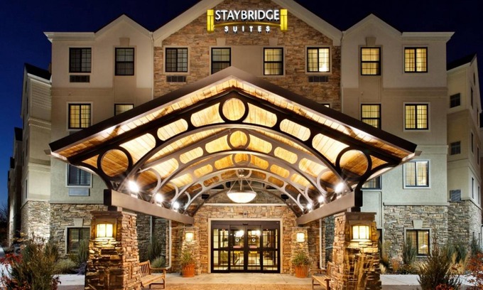 Rossford Hotel | 111 m² Hotel ∙ 2 bedrooms ∙ 127 guests