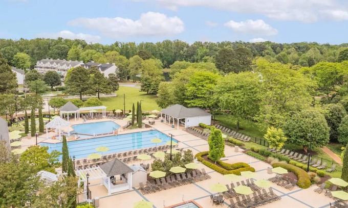 Berkeley Condo | 114 m² Condo ∙ 2 bedrooms ∙ 6 guests