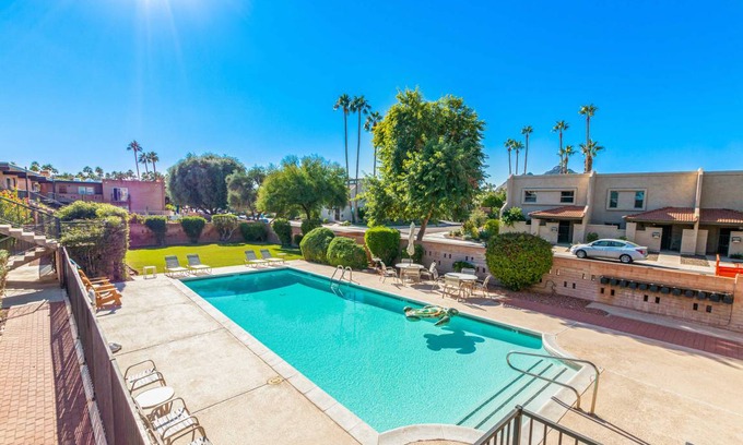 South Scottsdale Apartment | 116 m² Apartment ∙ 2 bedrooms ∙ 6 guests