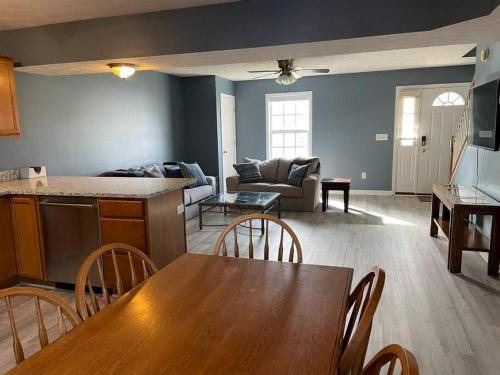 Bloomington House | 119 m² House ∙ 2 bedrooms ∙ 10 guests