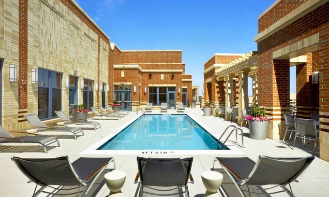Aurora Highlands Apartment | 121 m² Apartment ∙ 2 bedrooms ∙ 5 guests