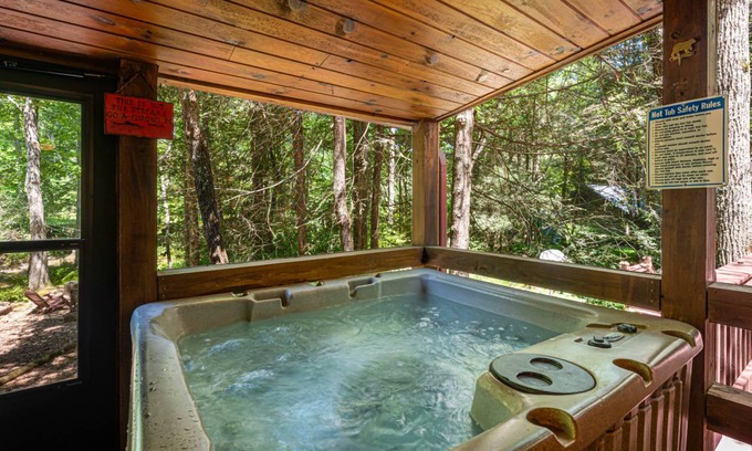 Cherry Log Cabin | 125 m² Cabin ∙ 3 bedrooms ∙ 6 guests
