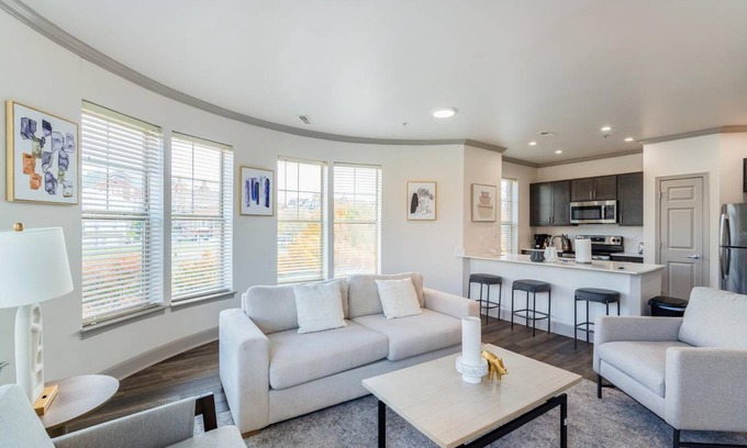 Corryville Apartment | 131 m² Apartment ∙ 2 bedrooms ∙ 4 guests