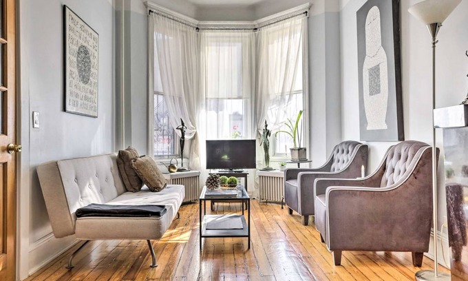 McGinley Square Apartment | 157 m² Apartment ∙ 3 bedrooms ∙ 5 guests