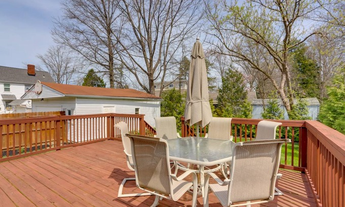 Avon Lake House | 167 m² House ∙ 3 bedrooms ∙ 6 guests