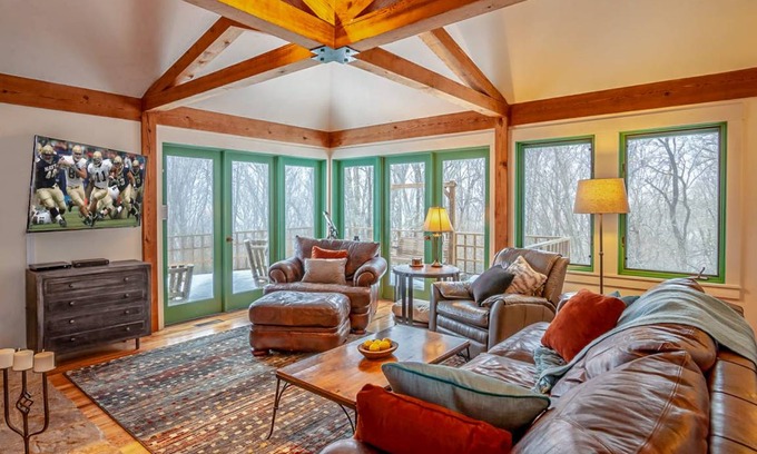 Seven Devils Cabin | 180 m² Cabin ∙ 4 bedrooms ∙ 10 guests