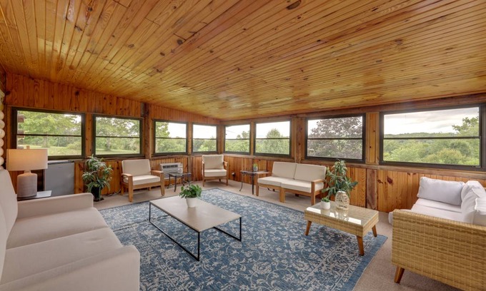 Brookville House | 185 m² House ∙ 3 bedrooms ∙ 10 guests