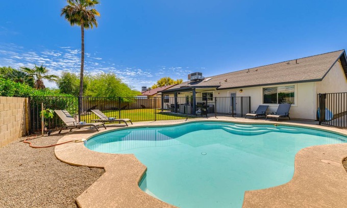 Dobson Ranch House | 185 m² House ∙ 4 bedrooms ∙ 8 guests