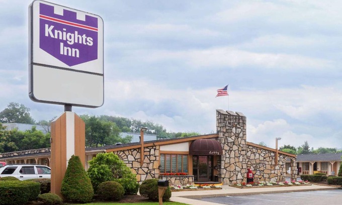 South Greensburg Hotel | 19 m² Hotel ∙ 127 guests