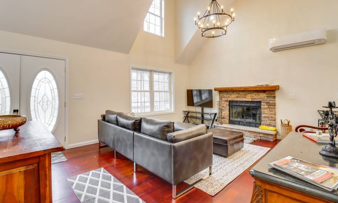 Pocono Lake House | 198 m² House ∙ 3 bedrooms ∙ 6 guests