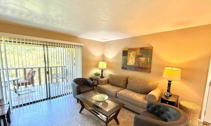 McCormick Ranch Condo | 2-bedroom condo in desirable McCormick Ranch Scottsdale Commuity