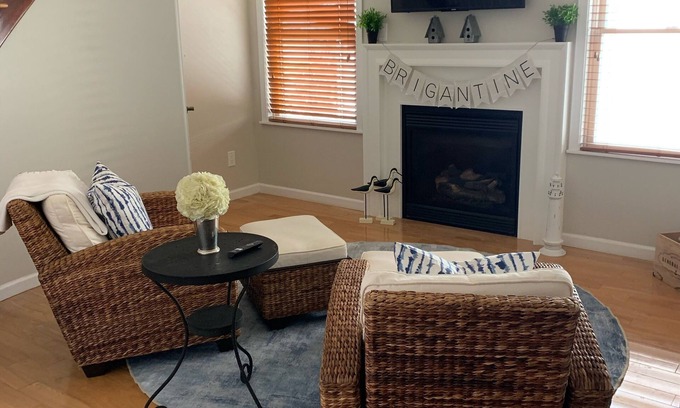 Brigantine House | 2 blocks to beach, desirable South end, walk to everything! Enhanced cleaning.