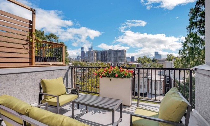 Fairmount House | 204 m² House ∙ 3 bedrooms ∙ 6 guests