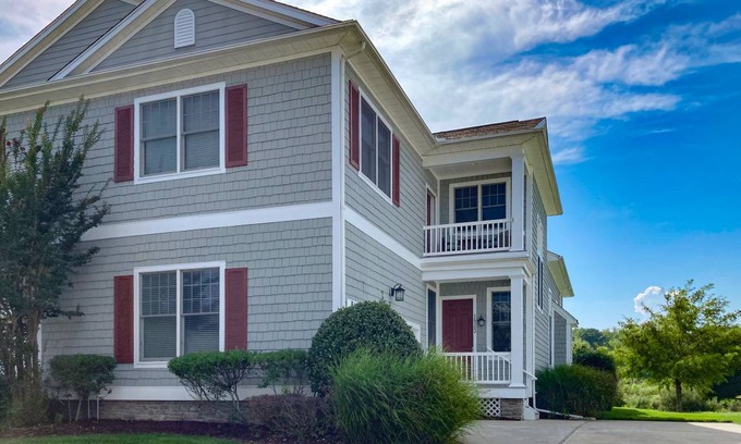 The Commons House | 208 m² House ∙ 3 bedrooms ∙ 8 guests
