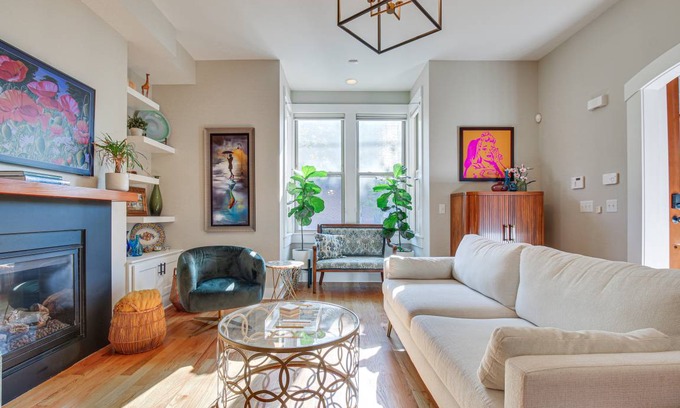 Over-the-Rhine Apartment | 222 m² Apartment ∙ 3 bedrooms ∙ 6 guests