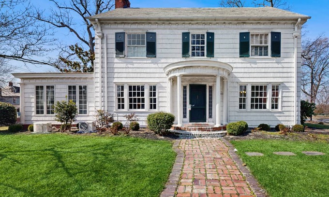 Salisbury House | 232 m² House ∙ 5 bedrooms ∙ 10 guests