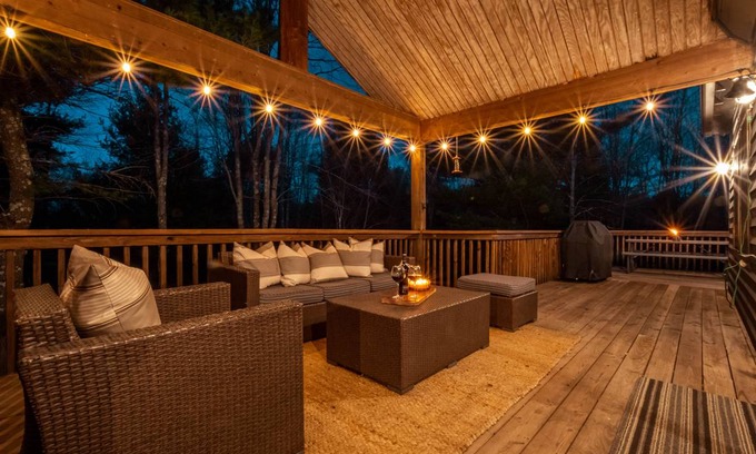 North Glade Hills House | 234 m² House ∙ 4 bedrooms ∙ 10 guests