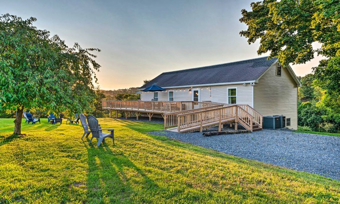 Rebuck House | 241 m² House ∙ 4 bedrooms ∙ 12 guests